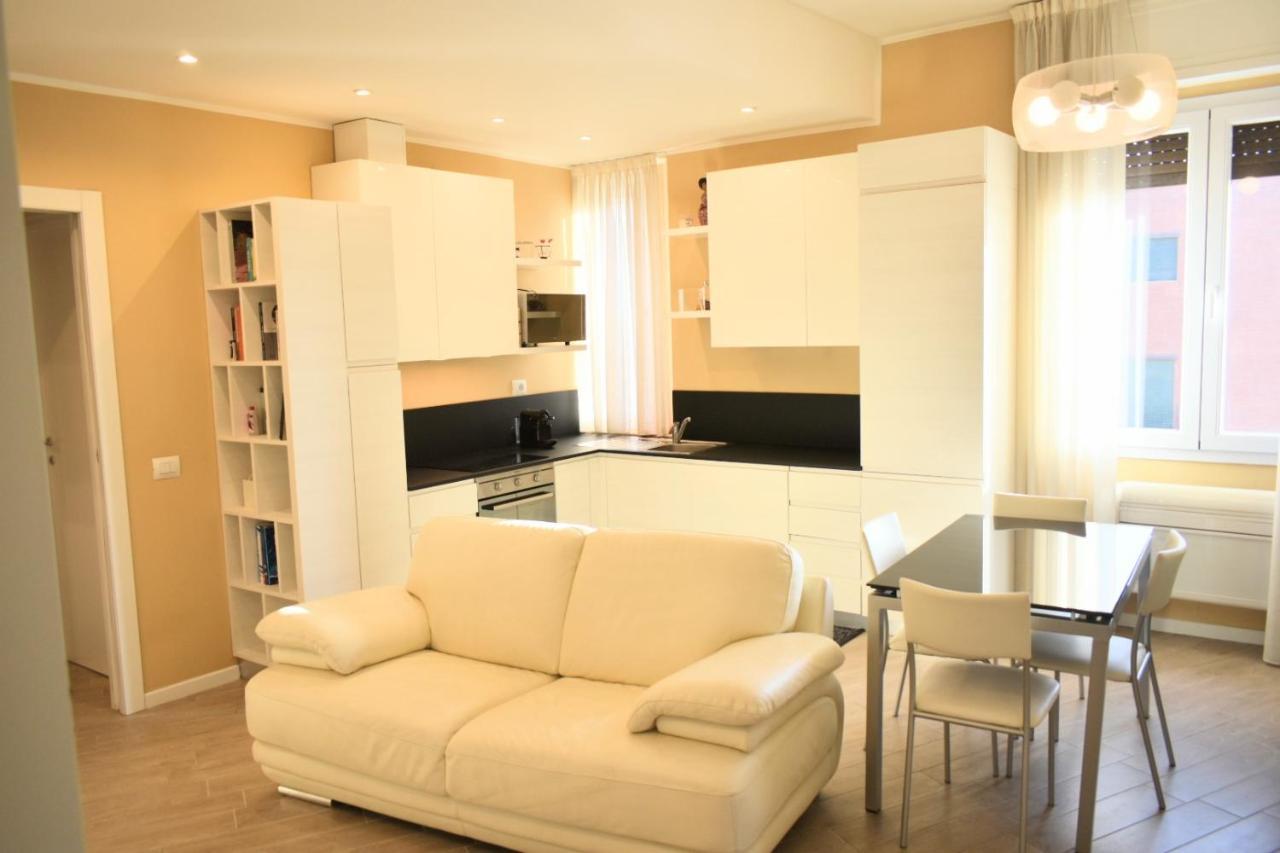 A Casa Di Joey Apartment มิลาน ภายนอก รูปภาพ